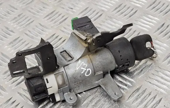 Volvo V70 Ignition lock 8626324 16184