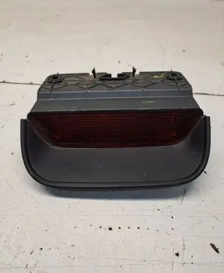 Honda CR-V Third/center stoplight P6369