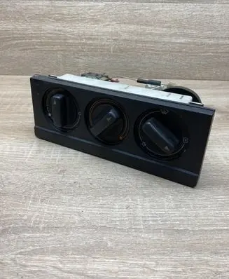 Audi 80 90 B3 Climate control unit 893819073B 895959511