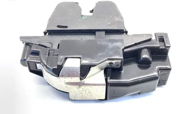 Citroen C4 I Picasso Tailgate exterior lock 9660403980