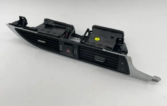 Audi A6 S6 C7 4G Dash center air vent grill 4G2820951