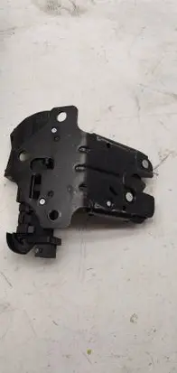 Audi A4 S4 B7 8E 8H Tailgate/trunk/boot lock/catch/latch 8P4827505B