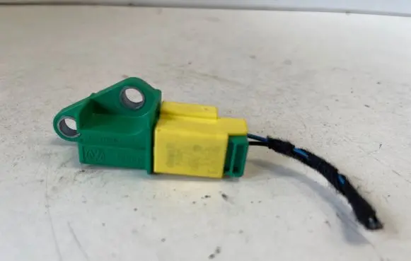 Audi Q5 SQ5 Airbag deployment crash/impact sensor 1K0909606C