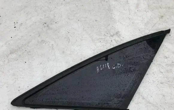 Audi A6 S6 C5 4B Rear side window