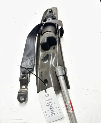 Volvo XC90 Front seatbelt 8619630