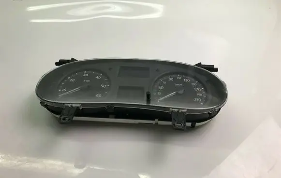 Renault Trafic II (X83) Speedometer (instrument cluster) P8200283197D K4261