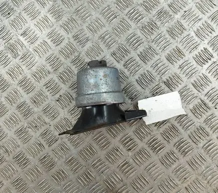 Volkswagen Transporter - Caravelle T6 Engine mount bracket 7E0199256J