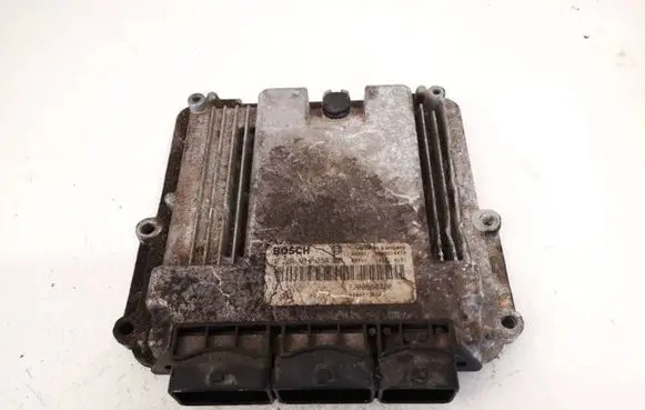 Renault Espace - Grand espace IV Engine control unit/module 8200560320