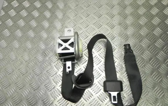 Tesla Model S Front seatbelt 101878803B M2725