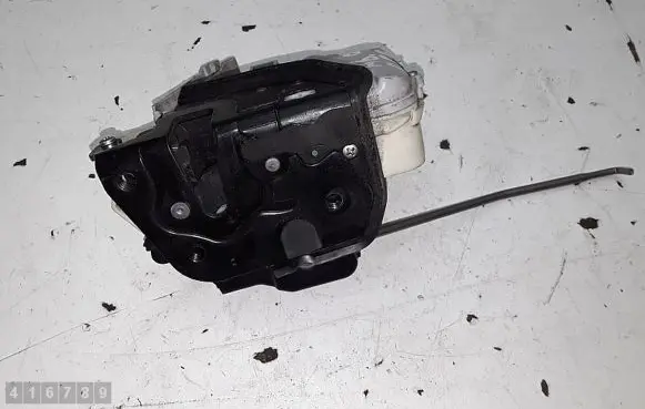 Audi A6 S6 C5 4B Front door lock 4F2837016