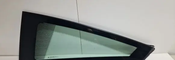 Citroen C6 Rear side window