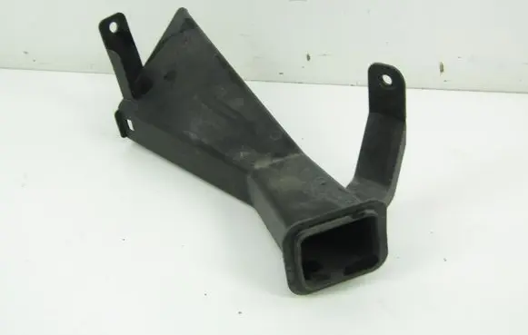 Chevrolet Meriva Intercooler air channel guide J9D32D209A