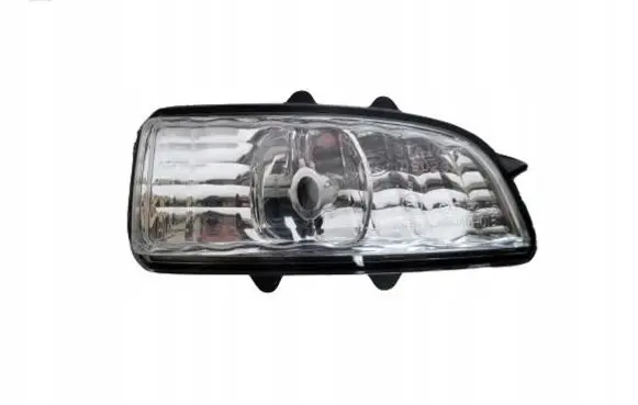 Volvo C30 Front indicator light 31111102