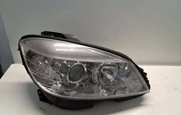 Mercedes-Benz C AMG W204 Headlight/headlamp A2048208661