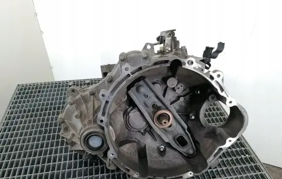 Mitsubishi Colt Manual 5 speed gearbox F5MGA