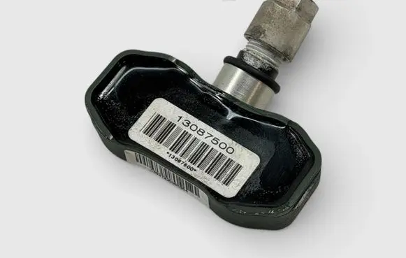 Hummer H3 Tire pressure sensor 15122618 13086061 20927604