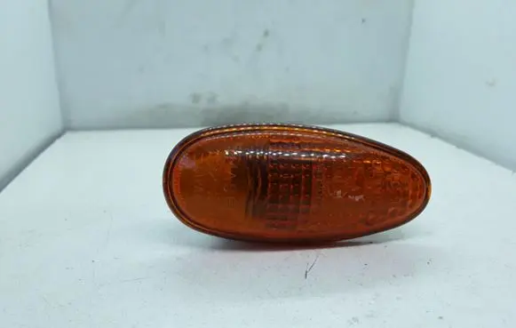 Mitsubishi Pajero Sport I Front fender indicator light 0190093 6R0190093