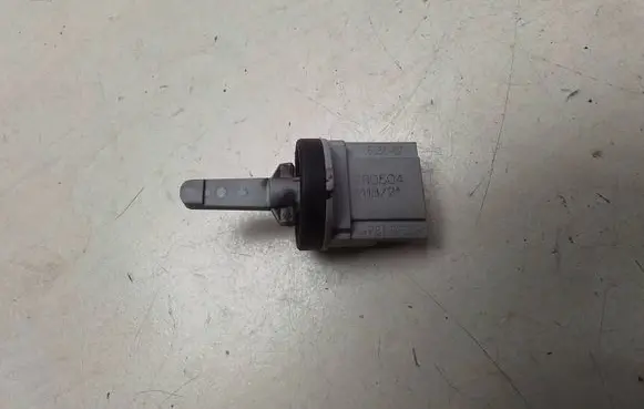 Interior temperature sensor