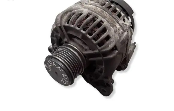 Volkswagen Sharan Generator/alternator 028903028E