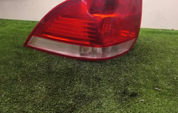 Volkswagen Golf V Rear/tail lights 1K9945095 1K9845111