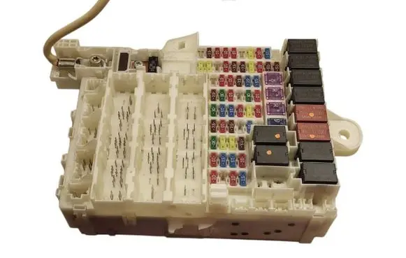 Honda Insight Fuse module 116RA000007