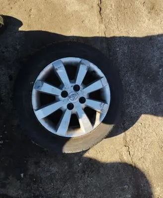 Toyota Yaris R15 alloy rim 