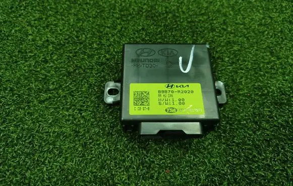 KIA Sportage Seat control module 89B70R2020 89B70B2020