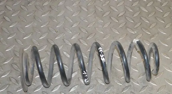 Volkswagen Golf VII Rear coil spring 5Q0511115GH
