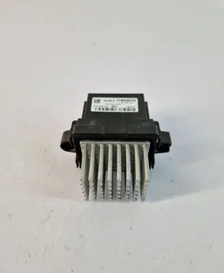Opel Zafira C Heater blower fan relay 13598091