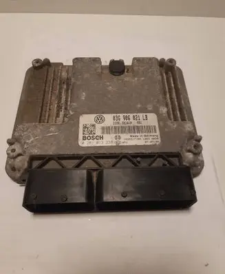 Skoda Octavia Mk2 (1Z) Engine control unit/module 03G906021LB 1039S17180 0281013238