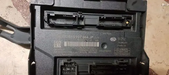 Audi A4 S4 B8 8K Comfort/convenience module 8K0907064JP
