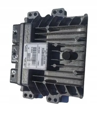 Renault Clio I Engine ECU kit and lock set 28321424-