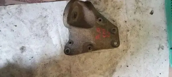 Audi A6 S6 C6 4F Gearbox mounting bracket 4F0399113B