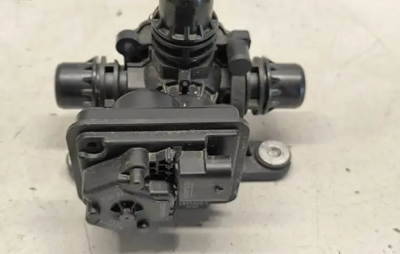 BMW iX Electric auxiliary coolant/water pump 9462114