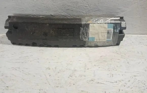 Front bumper foam support bar