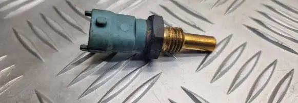 Opel Astra G Coolant temperature sensor 