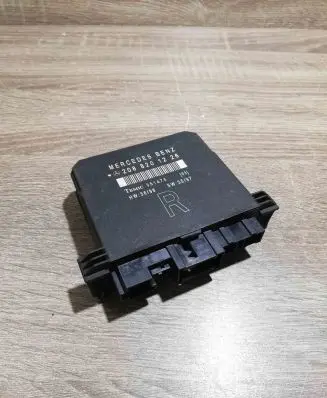 Mercedes-Benz C W202 Door control unit/module 2088201226 351475