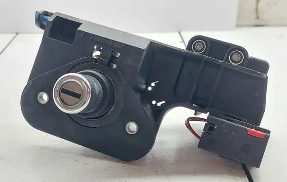 Opel Meriva A Tailgate exterior lock 09183495 32505603
