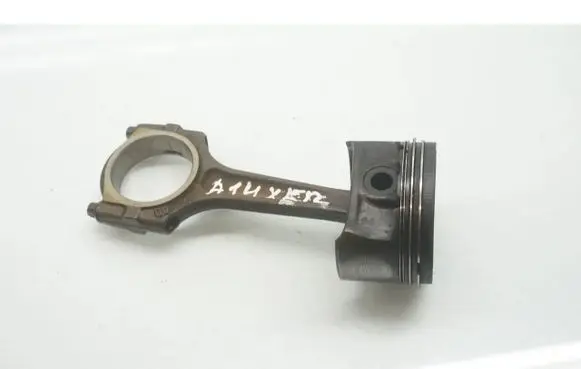 Opel Astra J Piston with connecting rod 