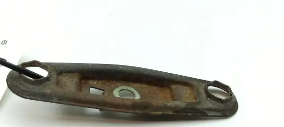 Mercedes-Benz S W116 Fuel Injector clamp holder