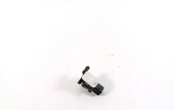 Mitsubishi Outlander Airbag deployment crash/impact sensor 8651A165