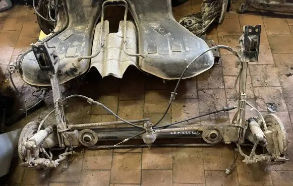 Chrysler PT Cruiser Rear subframe 