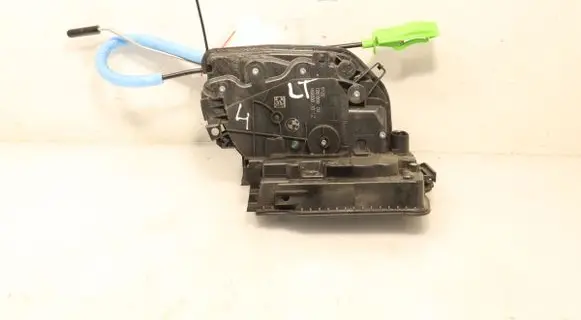 BMW 2 F45 Rear door lock 728193909