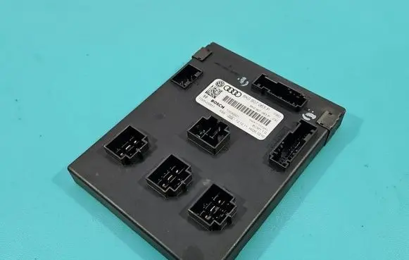 Audi Q5 SQ5 8R Central body control module 8K0907063P IMPRK1580301