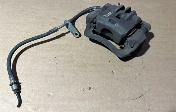 Subaru XV II Rear brake caliper