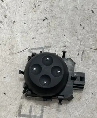 Mercedes-Benz E W212 Seat adjustment knob A2048702558