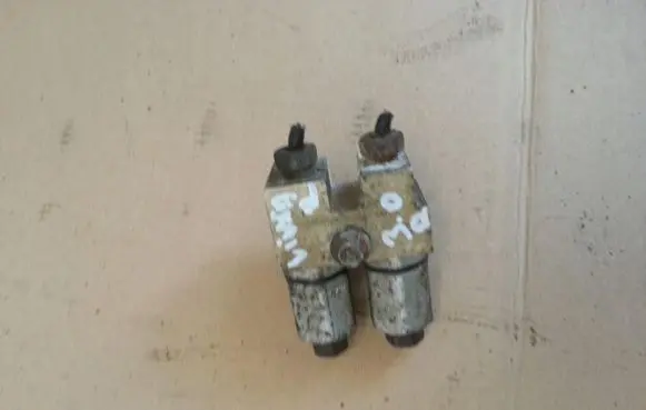 Ford Windstar Brake power pressure regulator 