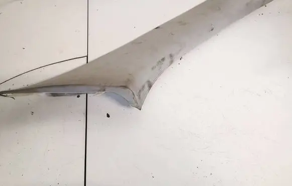 Hyundai Tucson JM (C) pillar trim 858202e210 85820-2e210