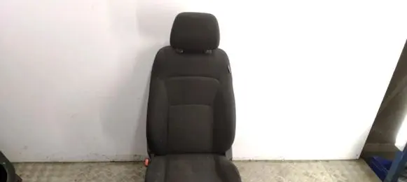 Suzuki SX4 S-Cross Front driver seat 