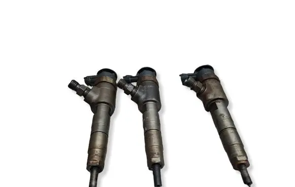 Peugeot 208 I Fuel injector S27624884 0445110340